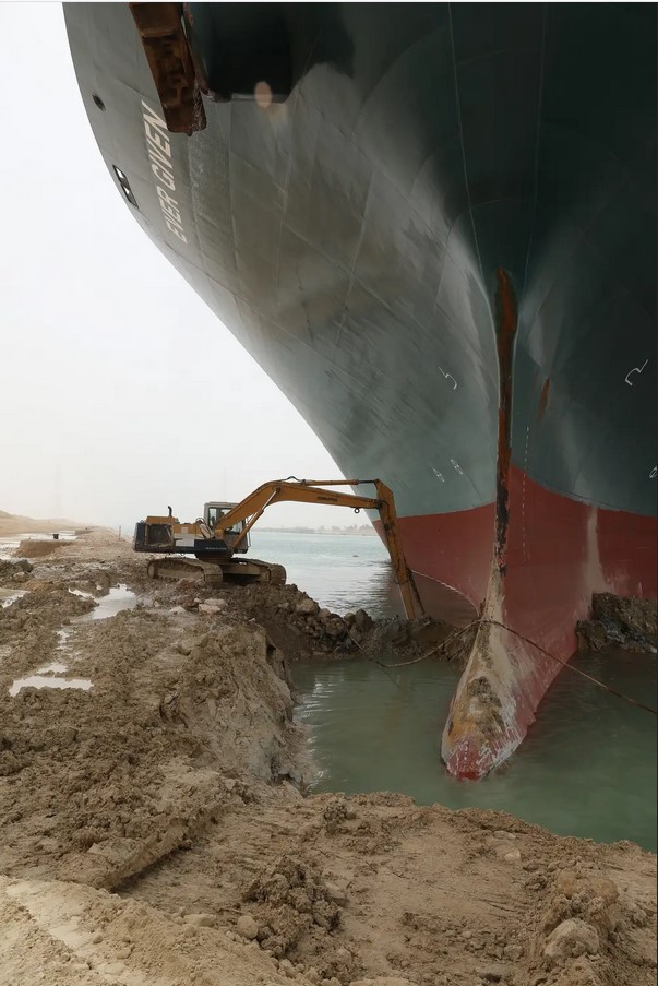 suez canal boat